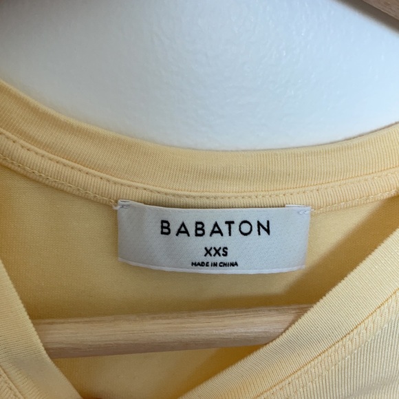 Aritzia yellow babaton tee - Picture 2 of 2